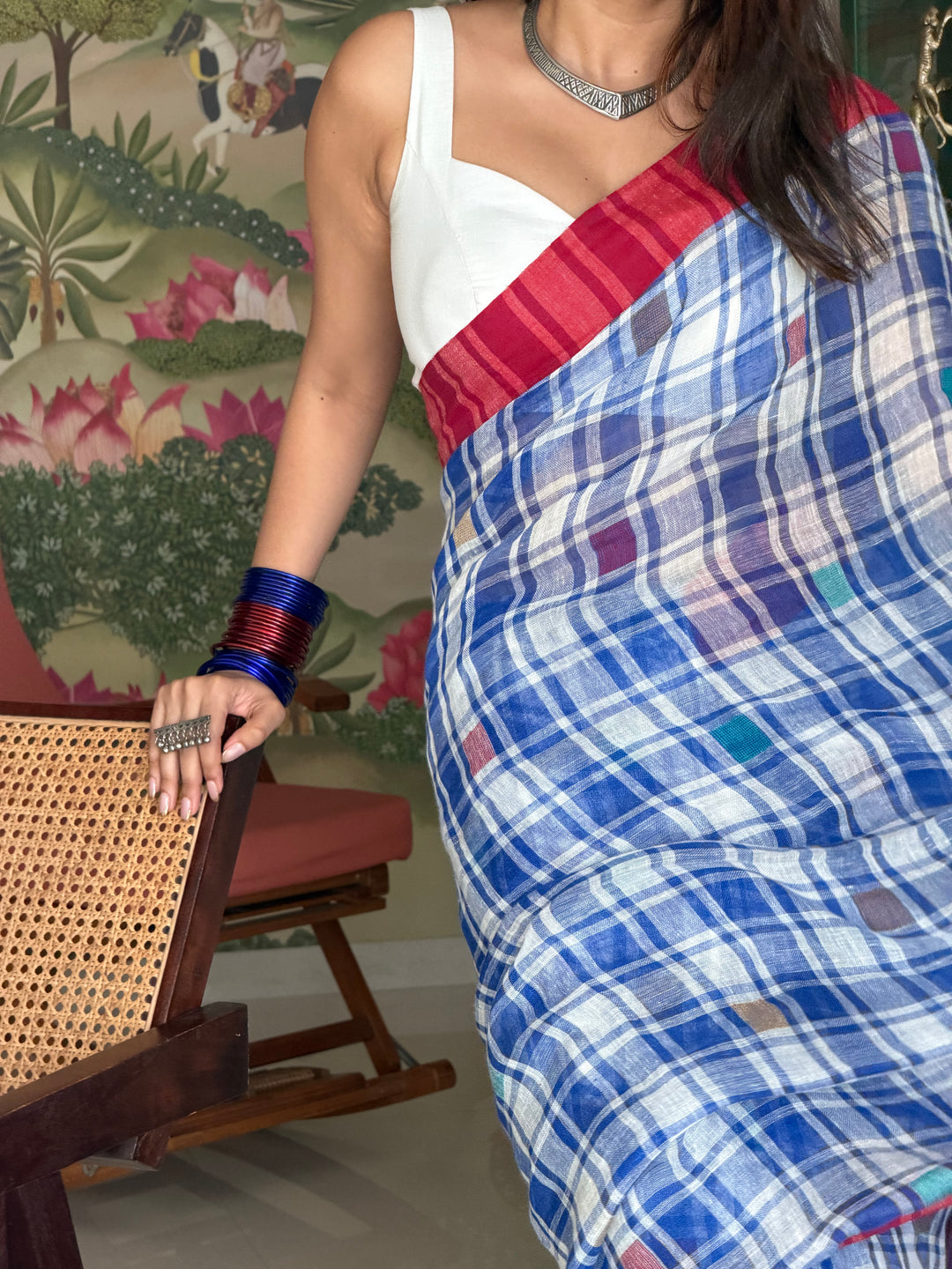 SUPER PREMIUM JAMDANI WEAVE HANDWOVEN MADRAS CHECKS JAYASHREE LINEN SAREE - ROYAL BLUE AND RED