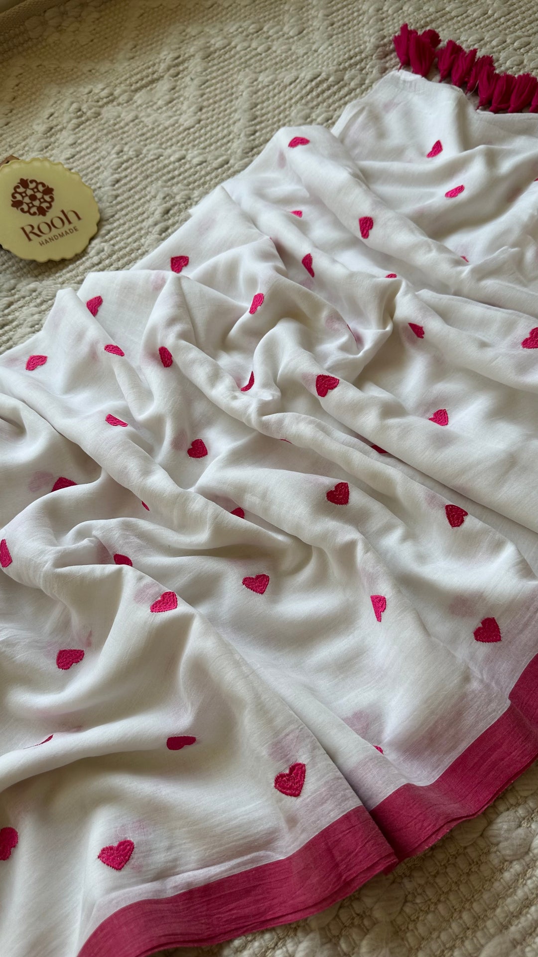 DIL - WHITE & PINK SUPER SOFT MUL COTTON SAREE