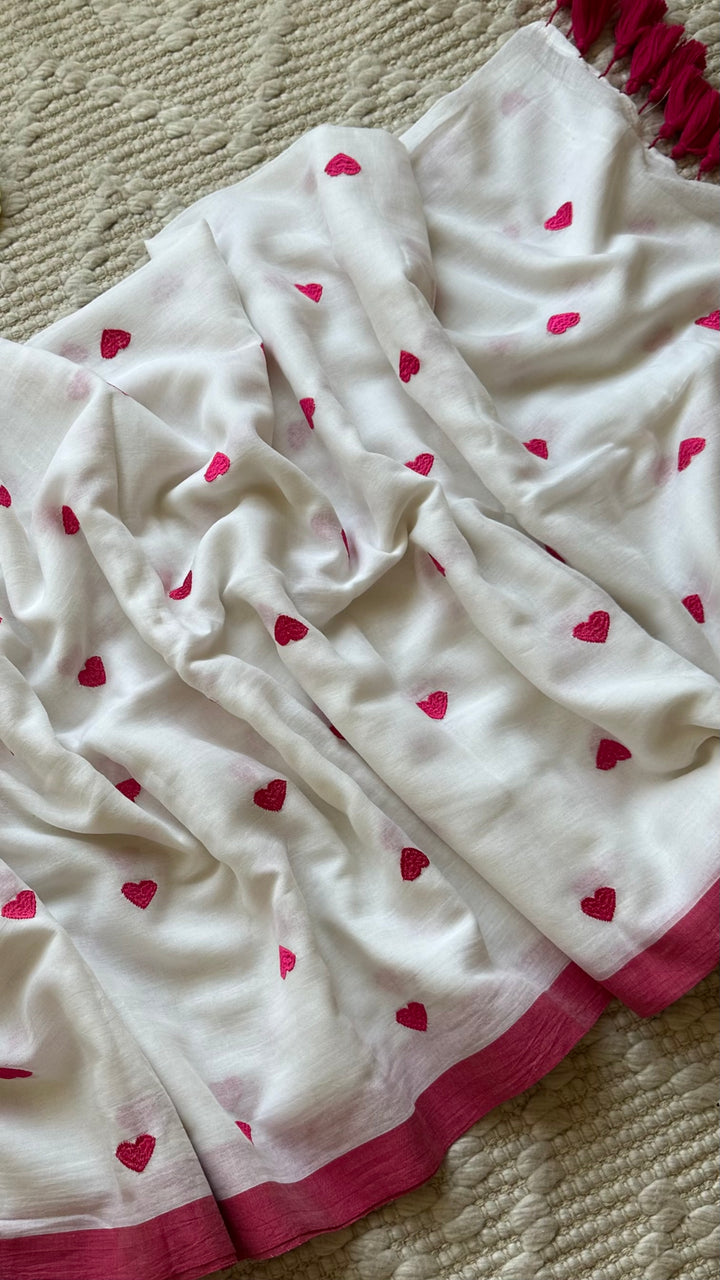 DIL - WHITE & PINK SUPER SOFT MUL COTTON SAREE