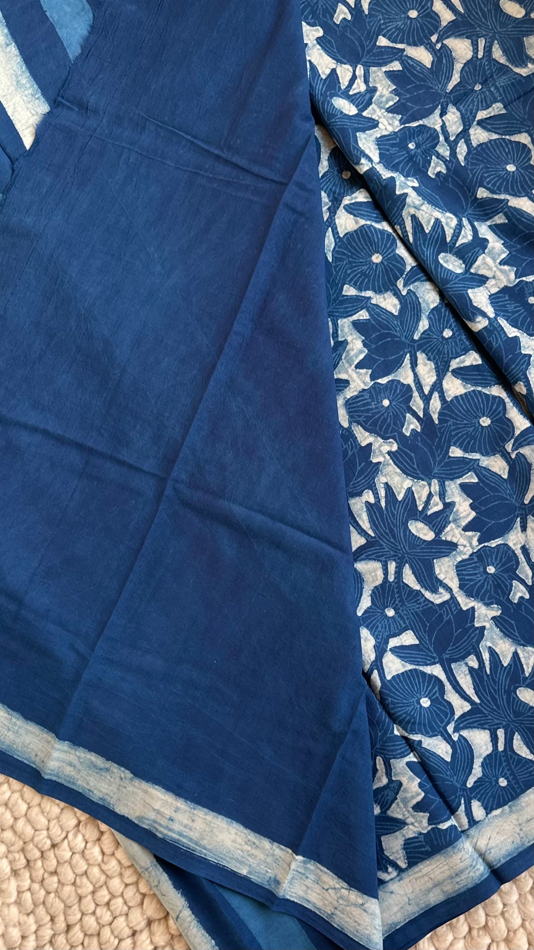 AKOLA INDIGO HAND BLOCK DABU PRINTED SOFT MULMUL COTTON SAREE- 002