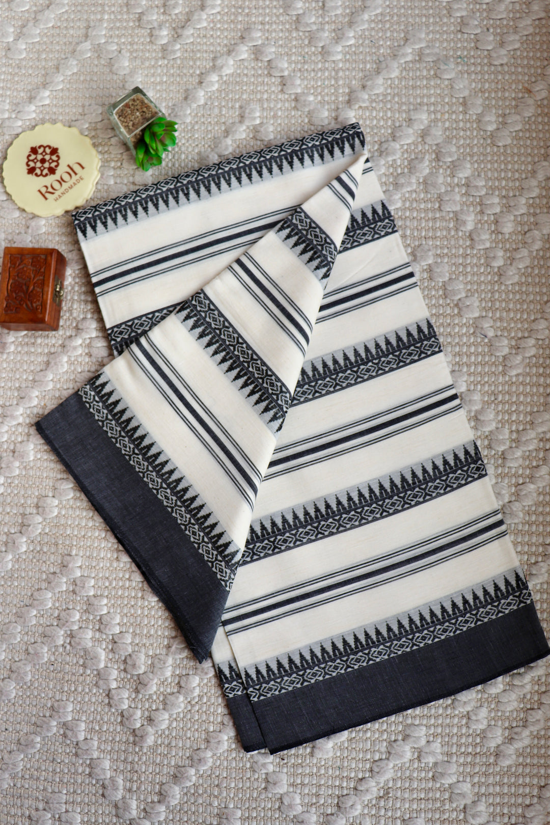DHANIAKHALI BENGAL HANDLOOM COTTON SAREE-027