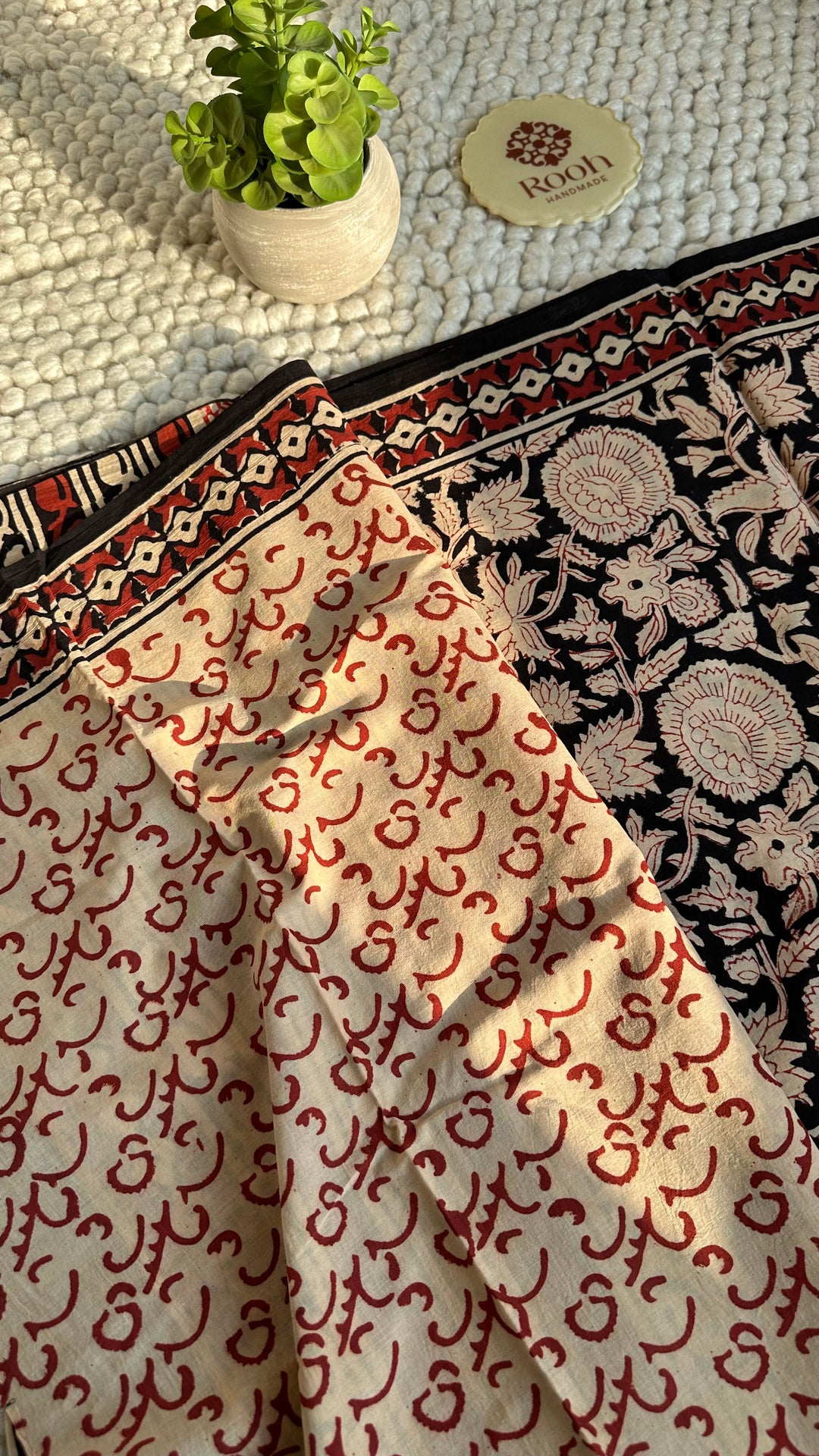 VANIKA - FLORAL BAGRU HAND BLOCK PRINTED SOFT MULMUL COTTON SAREE