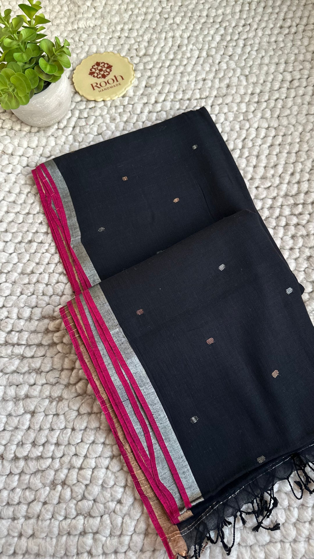 PREMIUM NEEDLE WORK JAMDANI HANDWOVEN AND HANDSPUN COTTON SAREE - CHARCOAL BLACK