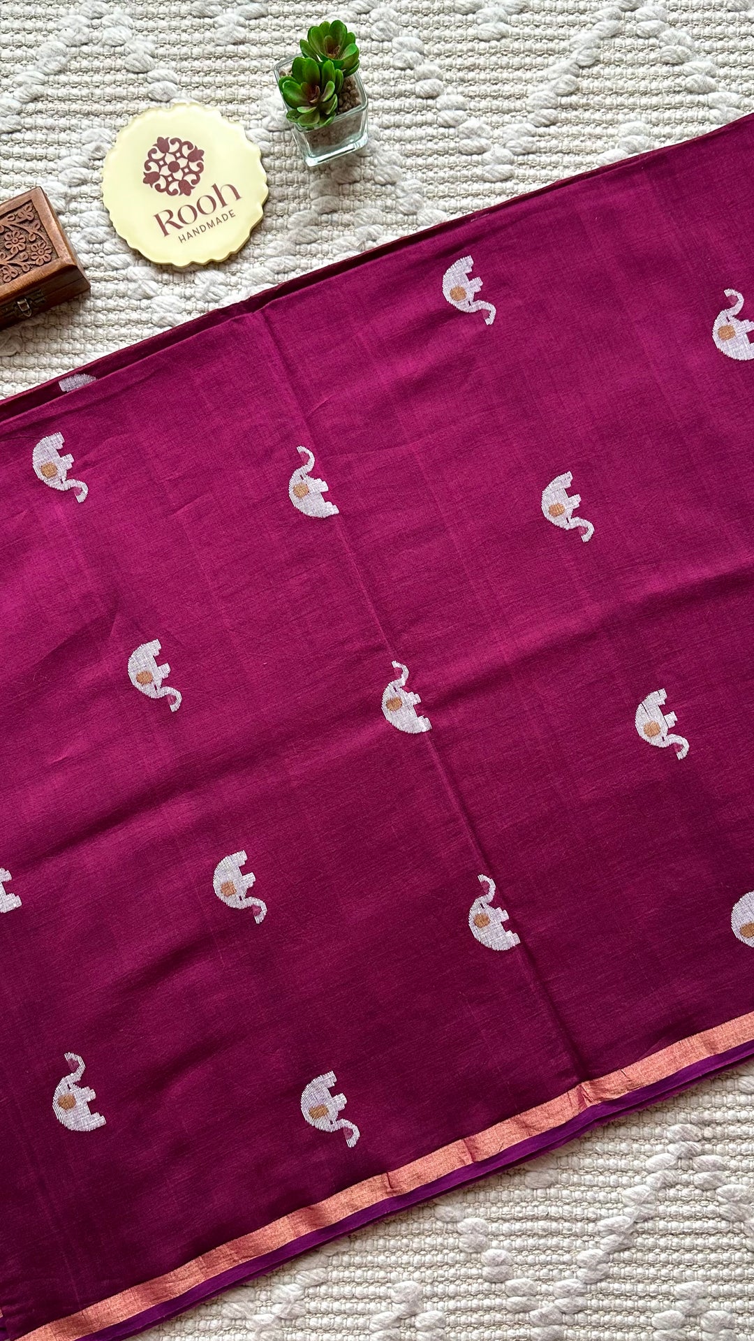 PREMIUM JAMDANI WEAVE HANDWOVEN PURE SILK BY PURE COTTON SAREE - ROYAL MAGENTA