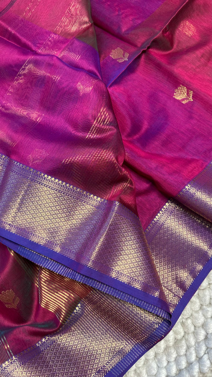 MAGENTA AND BLUE DUAL TONE- PREMIUM HANDWOVEN MAHESHWARI SILK BY COTTON SAREE (DISPATCH IN 7-10 DAYS)