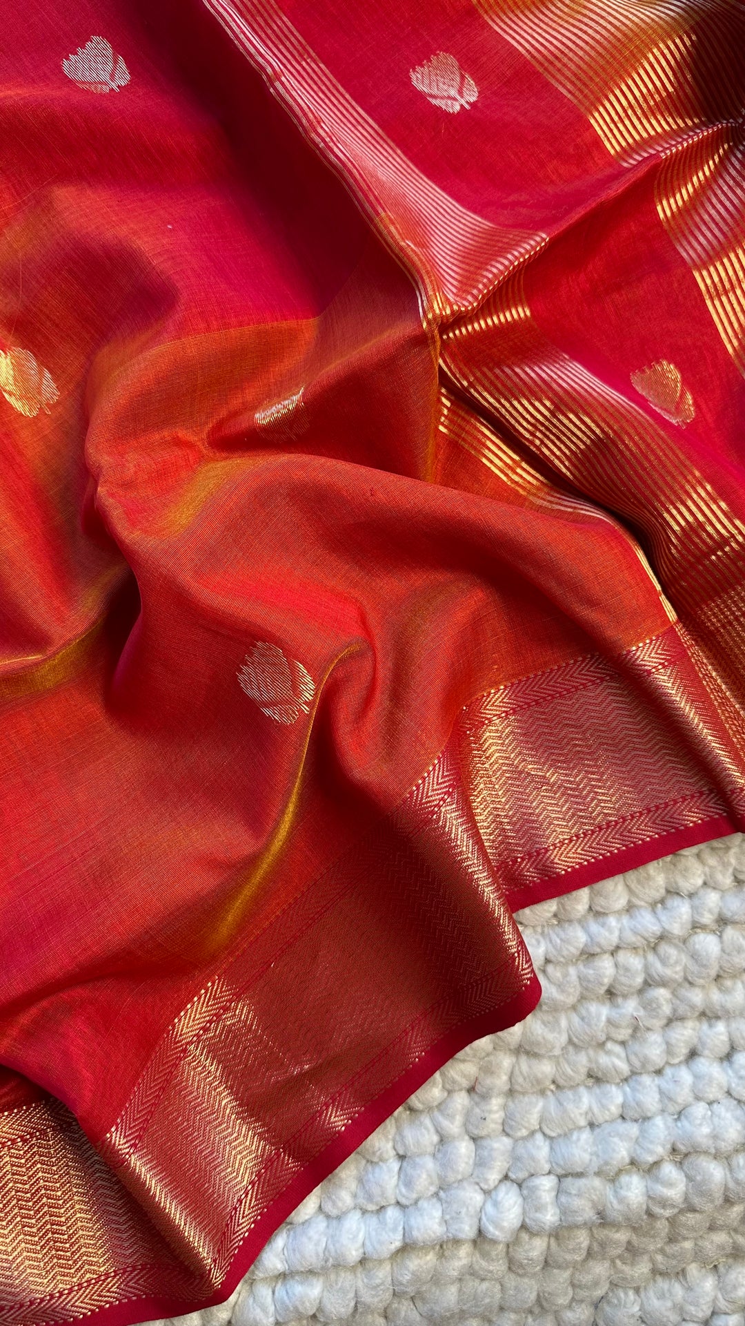 WARM RED & SUNSHINE YELLOW DUAL TONE- PREMIUM HANDWOVEN MAHESHWARI SILK BY COTTON SAREE