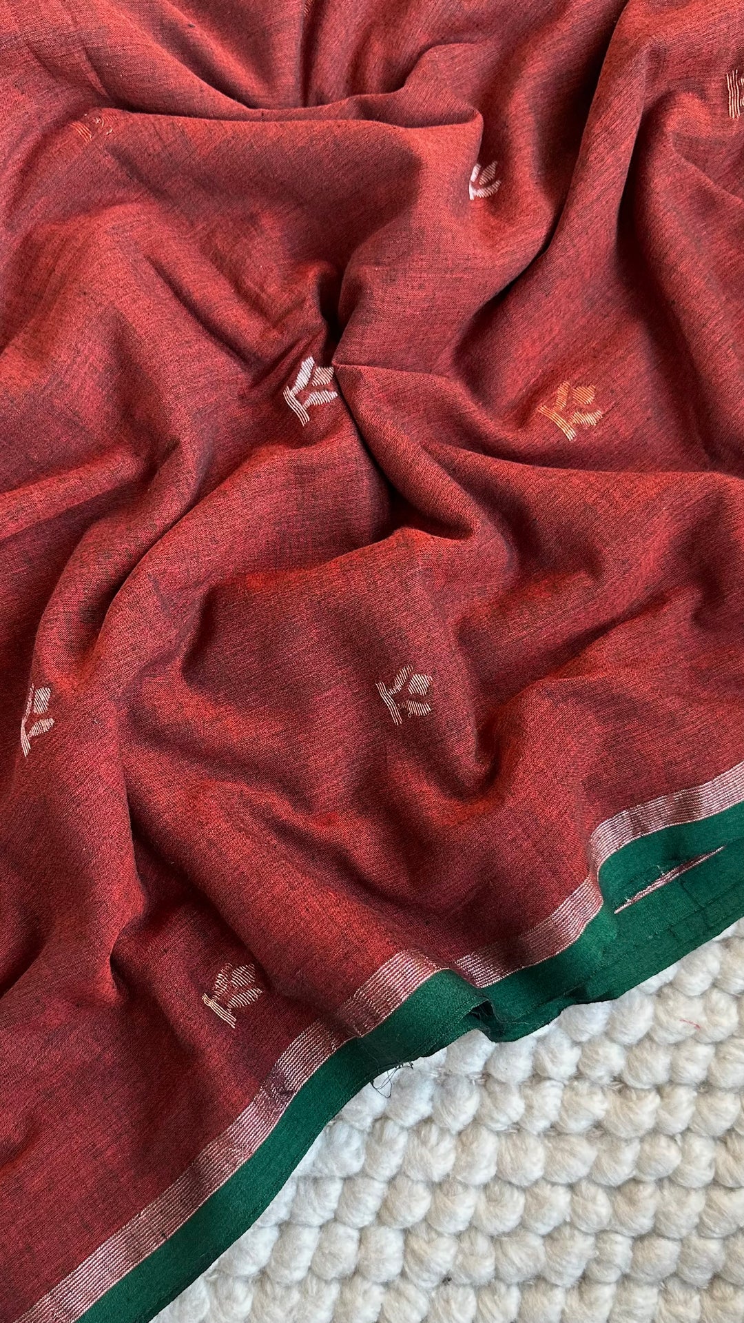 PREMIUM NEEDLE WORK JAMDANI HANDWOVEN AND HANDSPUN COTTON SAREE - RUST BROWN