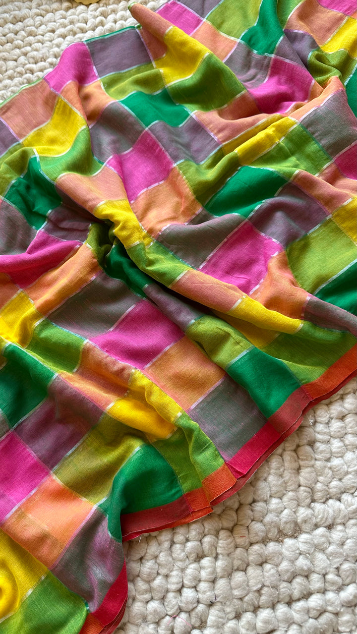 HANDWOVEN MULTICOLOUR ZARI CHECKS PURE MULMUL COTTON SAREE - 06