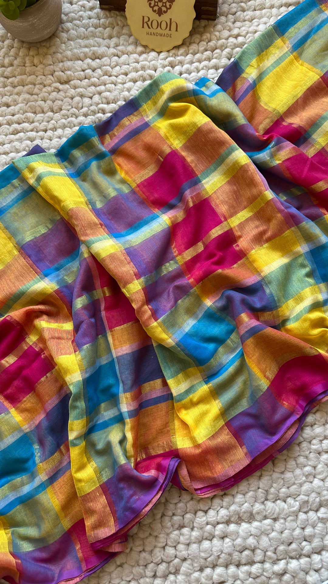 HANDWOVEN MULTICOLOUR ZARI CHECKS PURE MULMUL COTTON SAREE - 09
