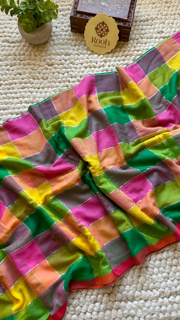HANDWOVEN MULTICOLOUR ZARI CHECKS PURE MULMUL COTTON SAREE - 06