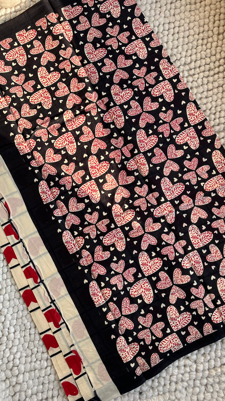 DILBARO - QUIRKY BAGRU HAND BLOCK PRINTED SOFT MULMUL COTTON SAREE