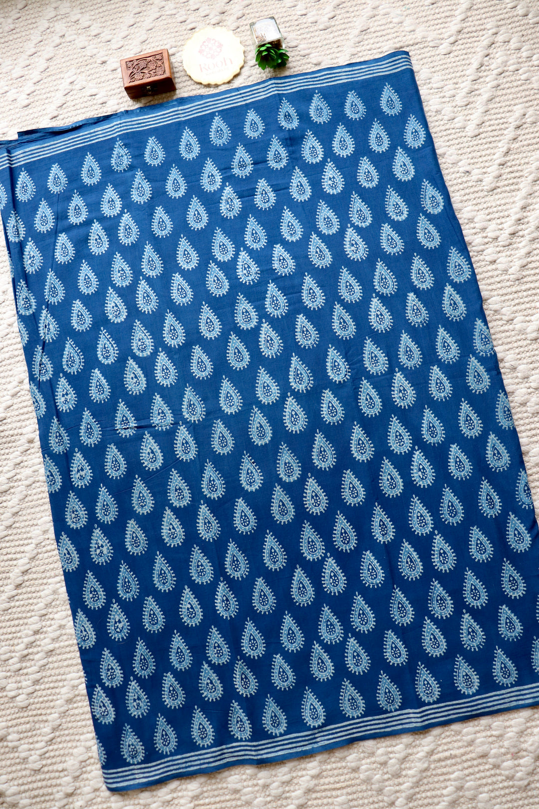 AKOLA INDIGO HAND BLOCK DABU PRINTED SOFT MULMUL COTTON SAREE- 021