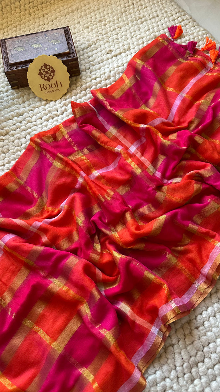 HANDWOVEN MULTICOLOUR ZARI CHECKS PURE MULMUL COTTON SAREE - 010
