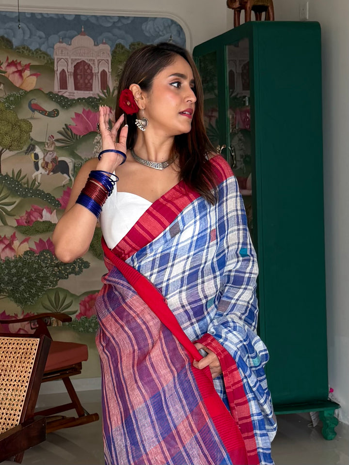 SUPER PREMIUM JAMDANI WEAVE HANDWOVEN MADRAS CHECKS JAYASHREE LINEN SAREE - ROYAL BLUE AND RED
