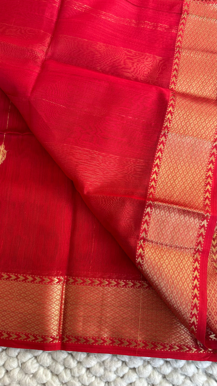VERMILLION RED - SUPER PREMIUM HANDWOVEN MAHESHWARI PURE SILK COTTON SAREE