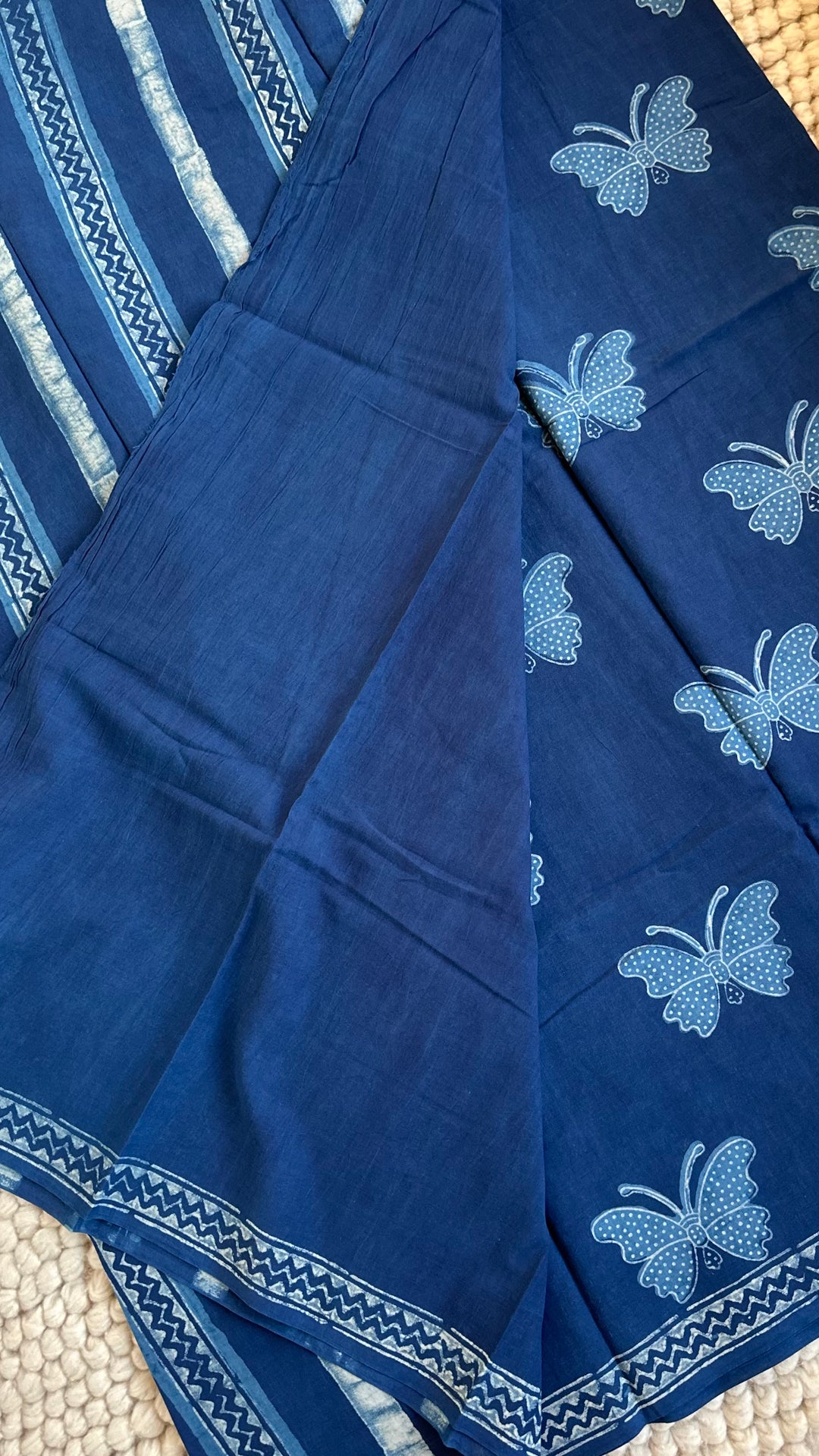 AKOLA INDIGO HAND BLOCK DABU PRINTED SOFT MULMUL COTTON SAREE- 025