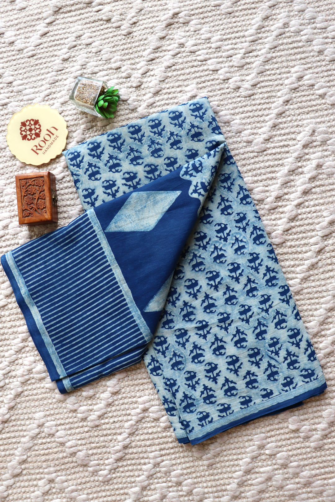 AKOLA INDIGO HAND BLOCK DABU PRINTED SOFT MULMUL COTTON SAREE- 018