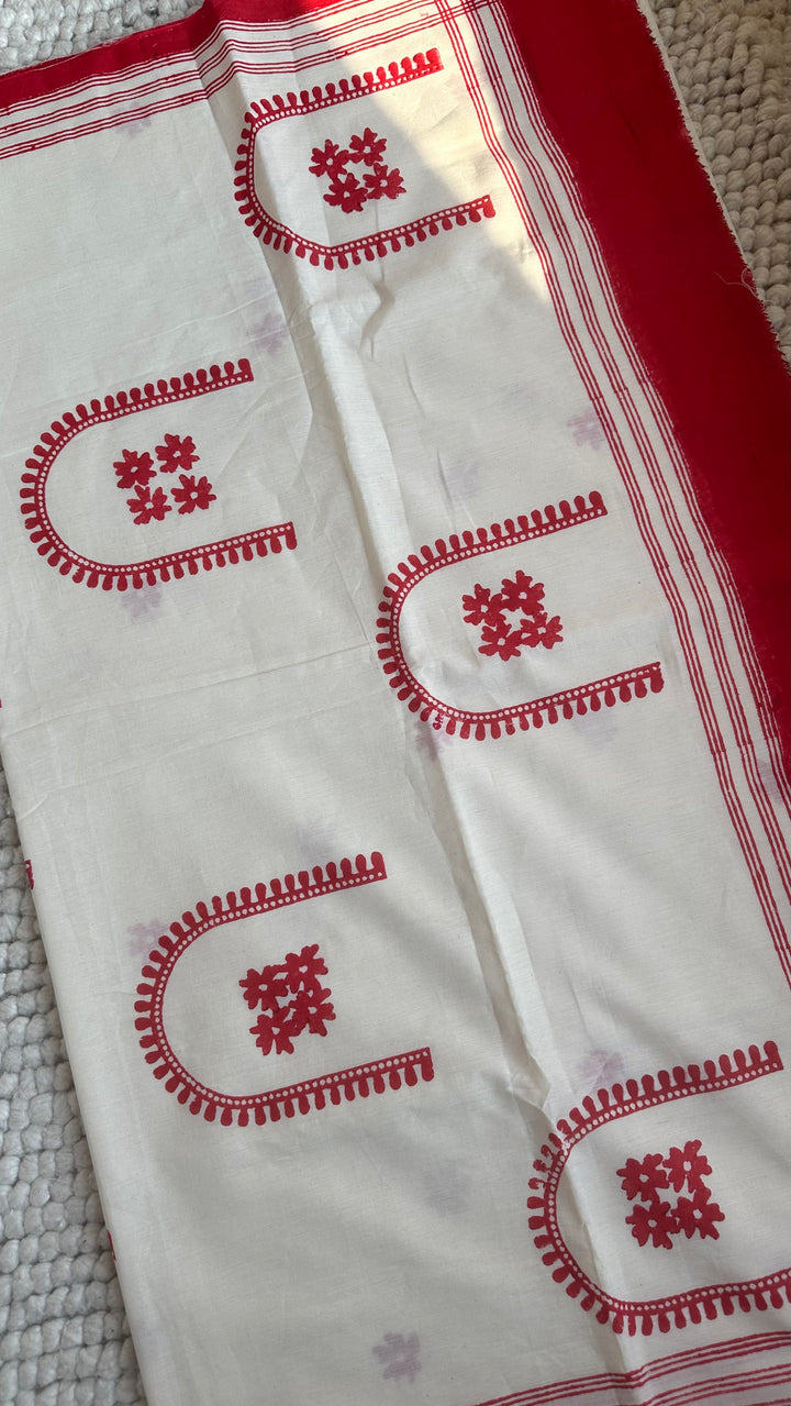 SHIULI - HANDBLOCK PRINTED ON HANDWOVEN BENGAL COTTON SAREE