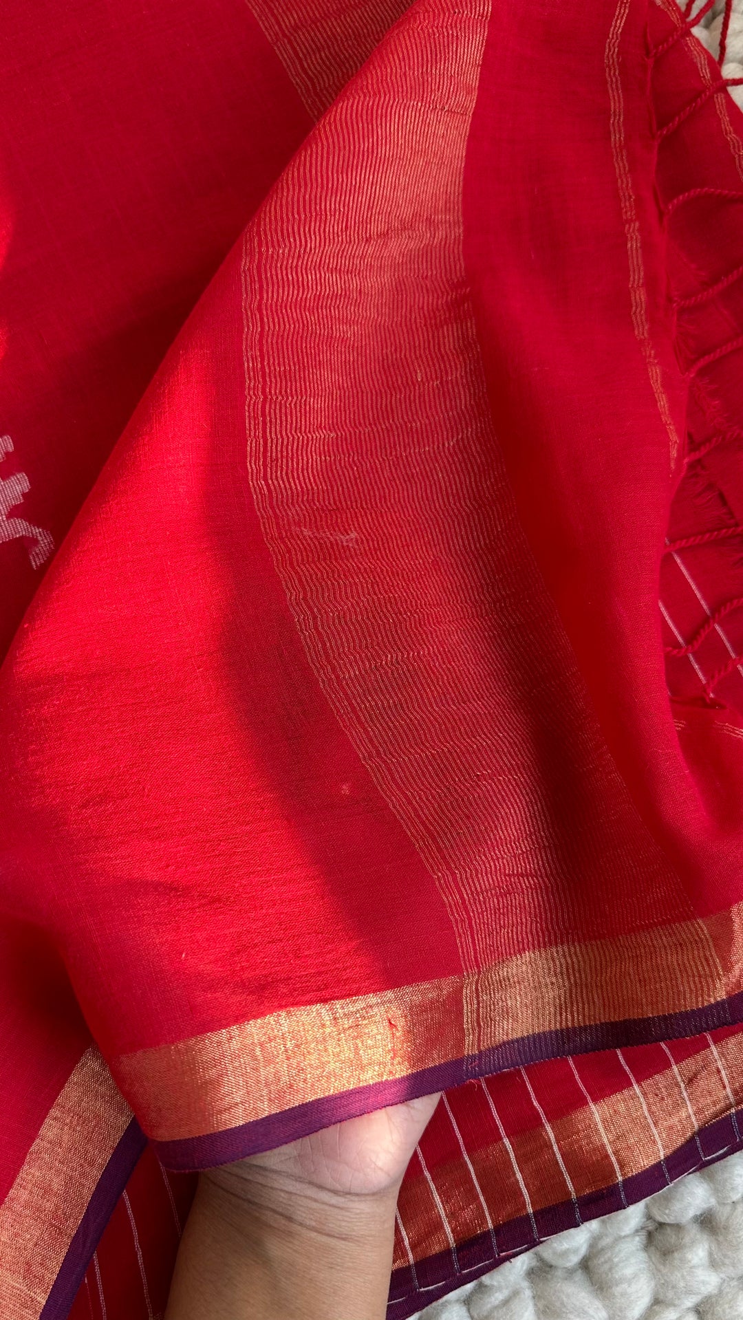 PREMIUM JAMDANI WEAVE HANDWOVEN AND HANDSPUN COTTON SAREE - CANDID RED