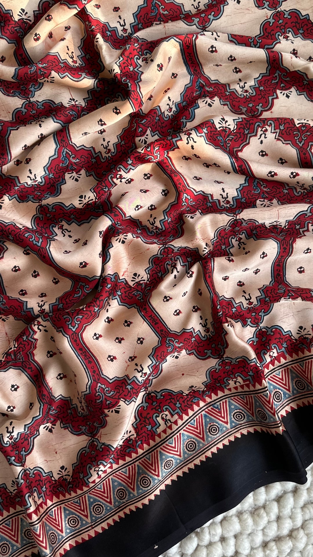 IVORY PANES - AJRAKH HAND BLOCK PRINTED PREMIUM MODAL SILK SAREE