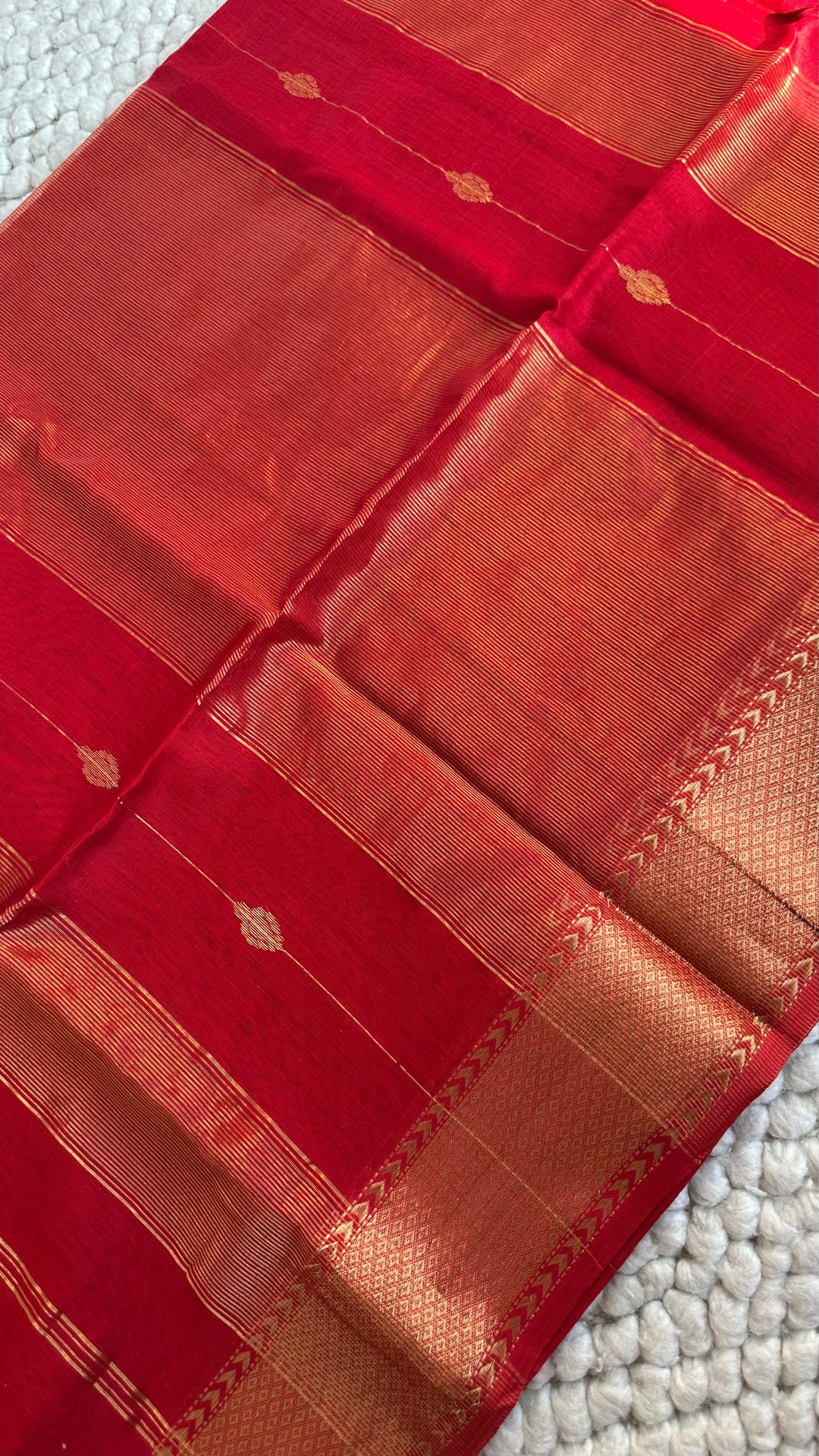 VERMILLION RED - SUPER PREMIUM HANDWOVEN MAHESHWARI PURE SILK COTTON SAREE