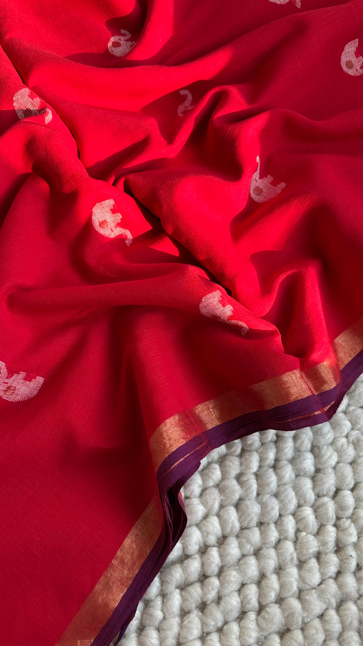 PREMIUM JAMDANI WEAVE HANDWOVEN AND HANDSPUN COTTON SAREE - CANDID RED