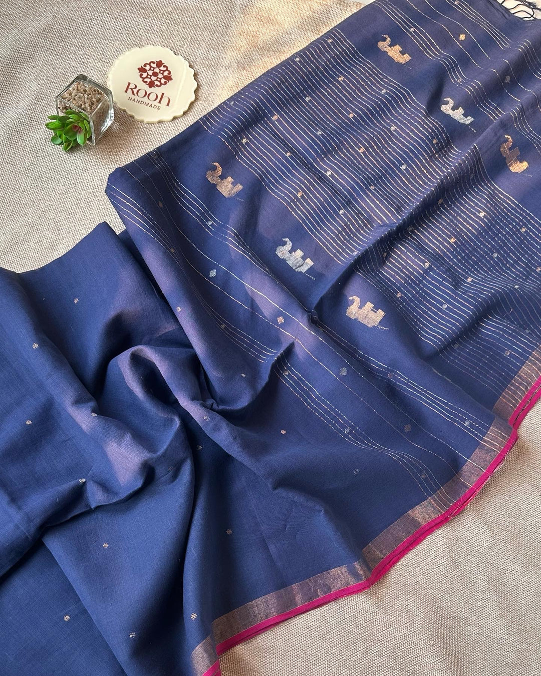 PREMIUM JAMDANI WEAVE HANDWOVEN AND HANDSPUN COTTON SAREE - PINK ON MIDNIGHT BLUE ( DISPATCH TIME IS 5-7 DAYS )