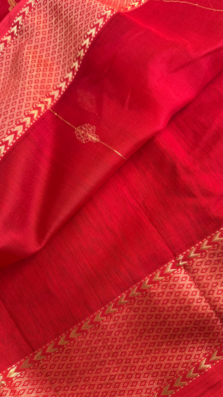 VERMILLION RED - SUPER PREMIUM HANDWOVEN MAHESHWARI PURE SILK COTTON SAREE