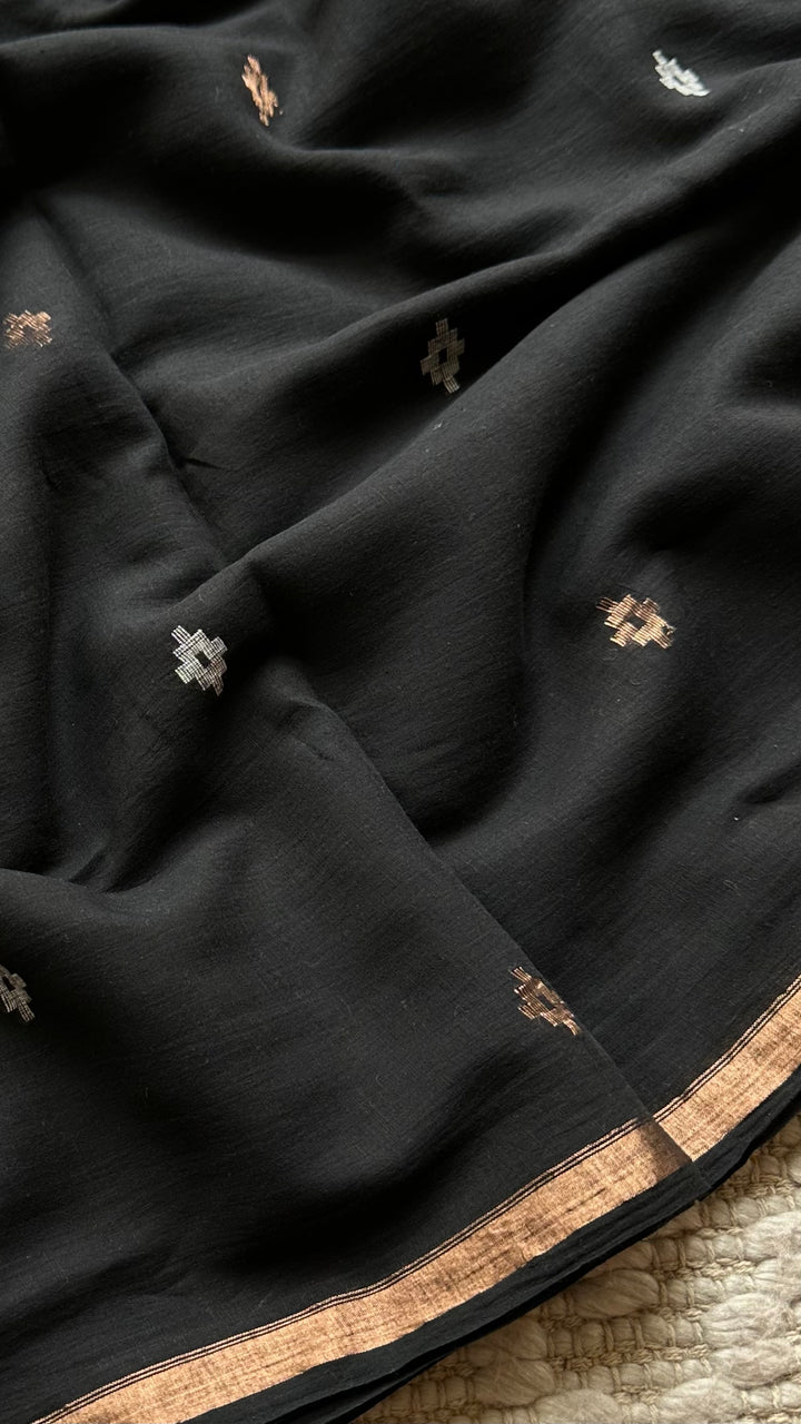 PREMIUM JAMDANI WEAVE HANDWOVEN AND HANDSPUN COTTON SAREE - RICH BLACK