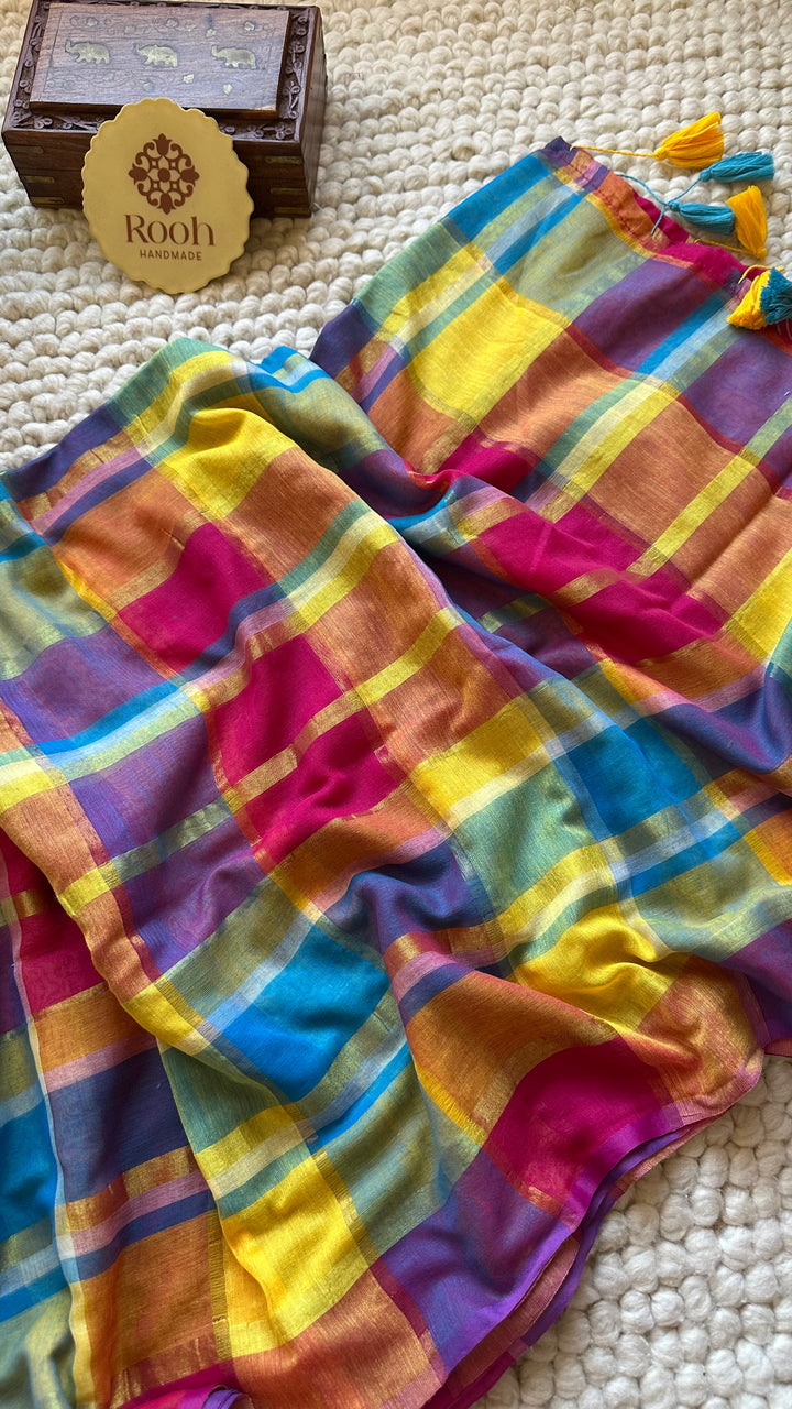 HANDWOVEN MULTICOLOUR ZARI CHECKS PURE MULMUL COTTON SAREE - 09