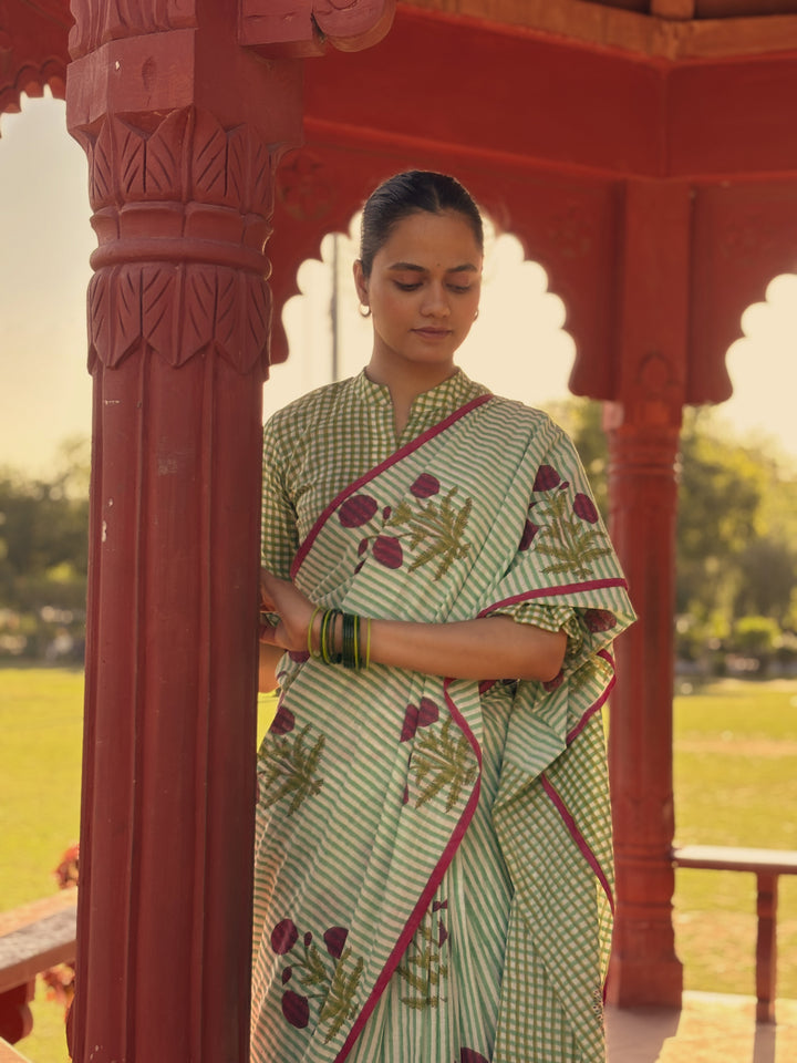 SANGANERI HAND BLOCK PRINTED SOFT COTTON SAREE- MUGHAL FLORALS ON STRIPES
