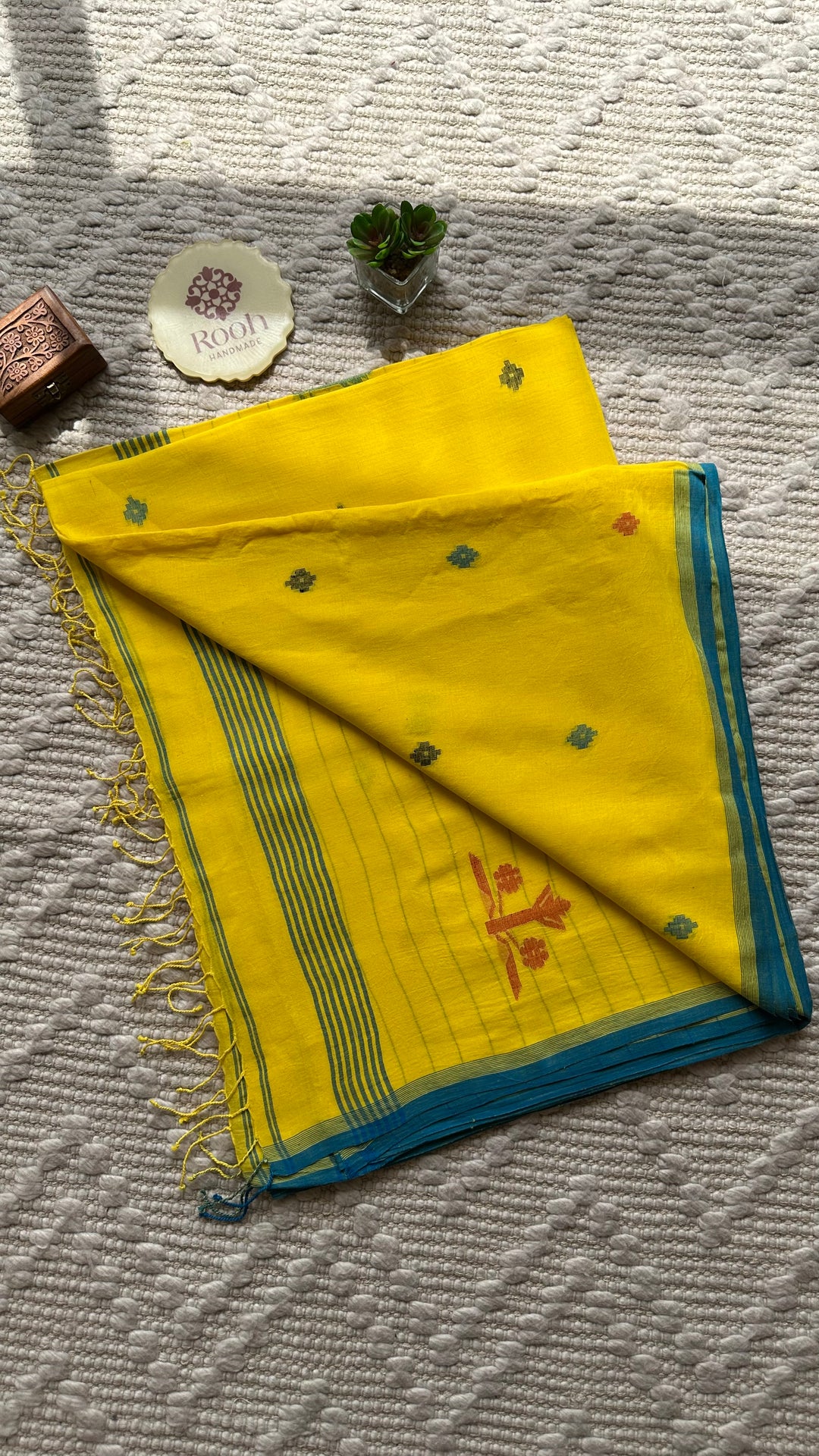 PREMIUM JAMDANI WEAVE HANDWOVEN AND HANDSPUN COTTON SAREE -  FRESH LEMON YELLOW