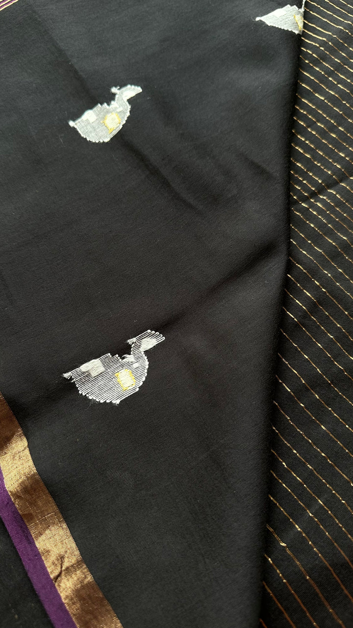 PREMIUM JAMDANI WEAVE HANDWOVEN PURE SILK BY PURE COTTON SAREE - OXFORD BLACK