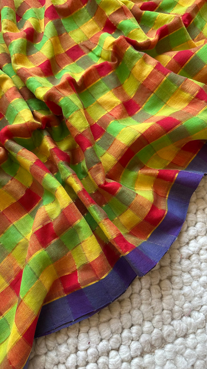 HANDWOVEN MULTICOLOUR ZARI CHECKS PURE MULMUL COTTON SAREE - 014