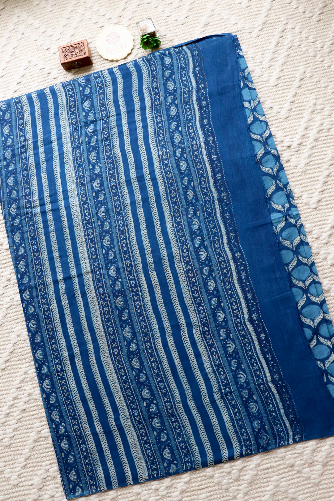 AKOLA INDIGO HAND BLOCK DABU PRINTED SOFT MULMUL COTTON SAREE- 020