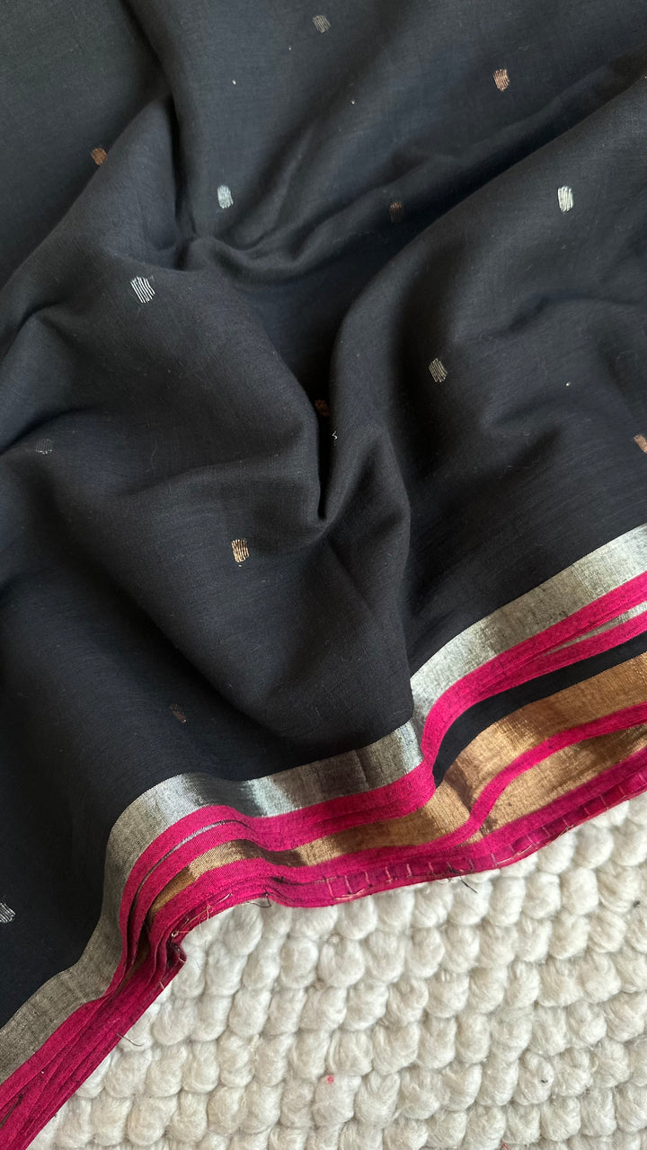 PREMIUM NEEDLE WORK JAMDANI HANDWOVEN AND HANDSPUN COTTON SAREE - CHARCOAL BLACK