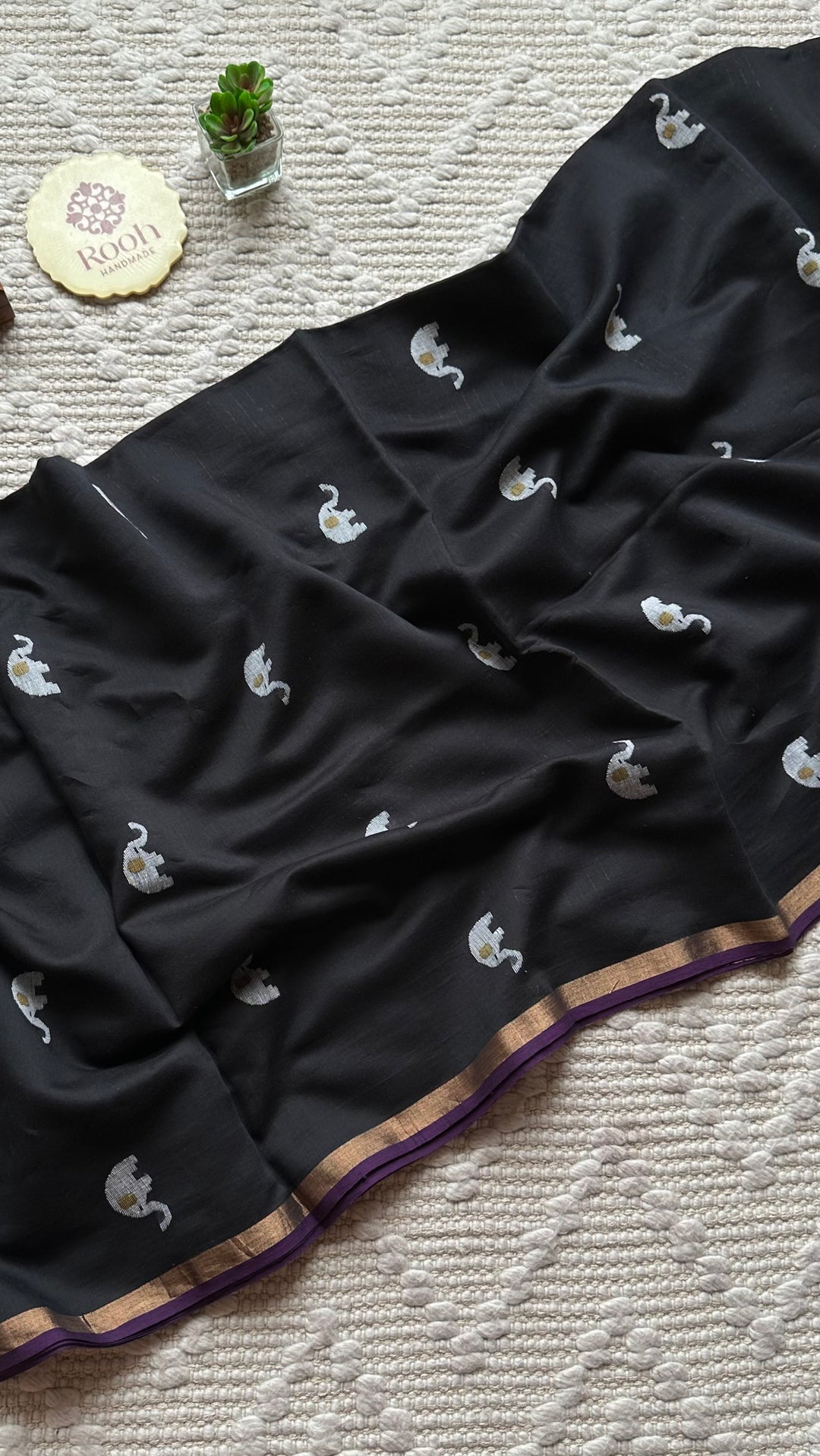 PREMIUM JAMDANI WEAVE HANDWOVEN PURE SILK BY PURE COTTON SAREE - OXFORD BLACK