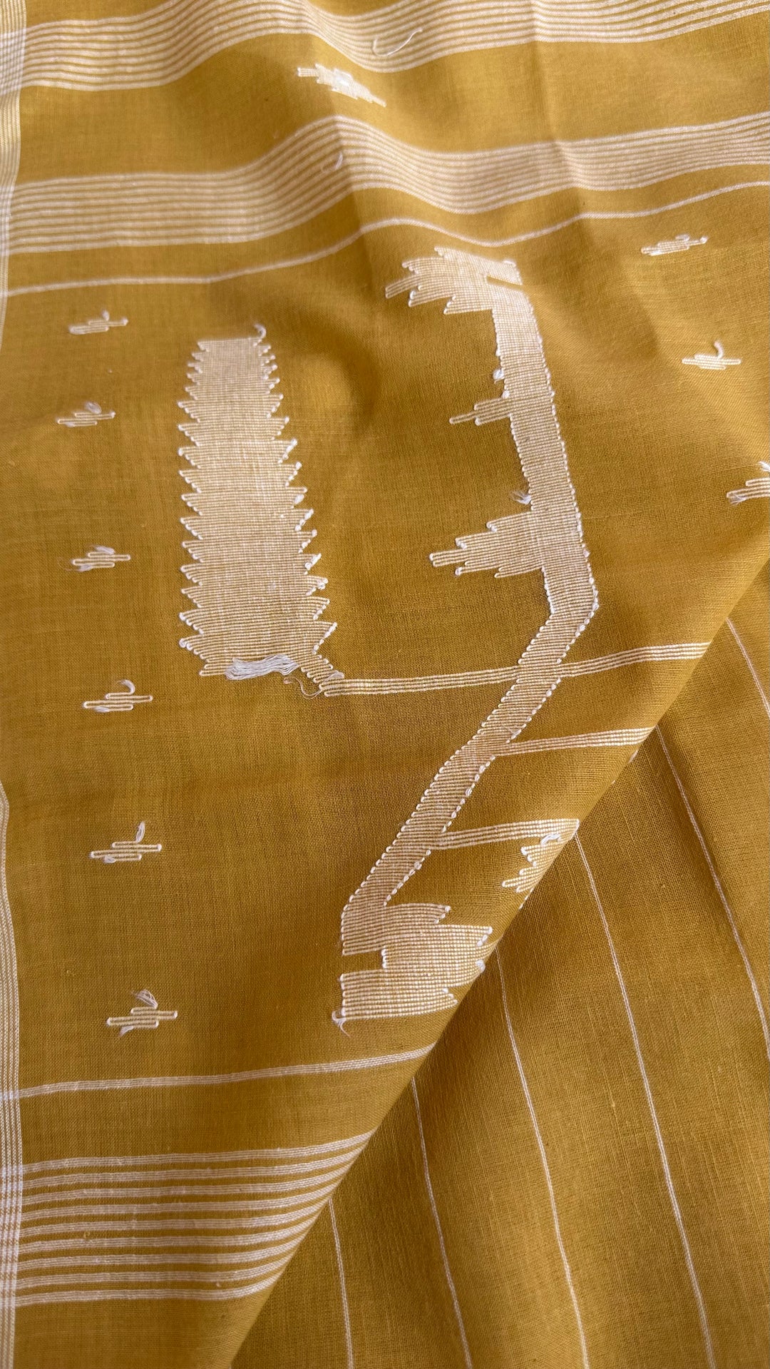 PREMIUM NEEDLE WORK JAMDANI HANDWOVEN AND HANDSPUN COTTON SAREE -  OCHRE YELLOW