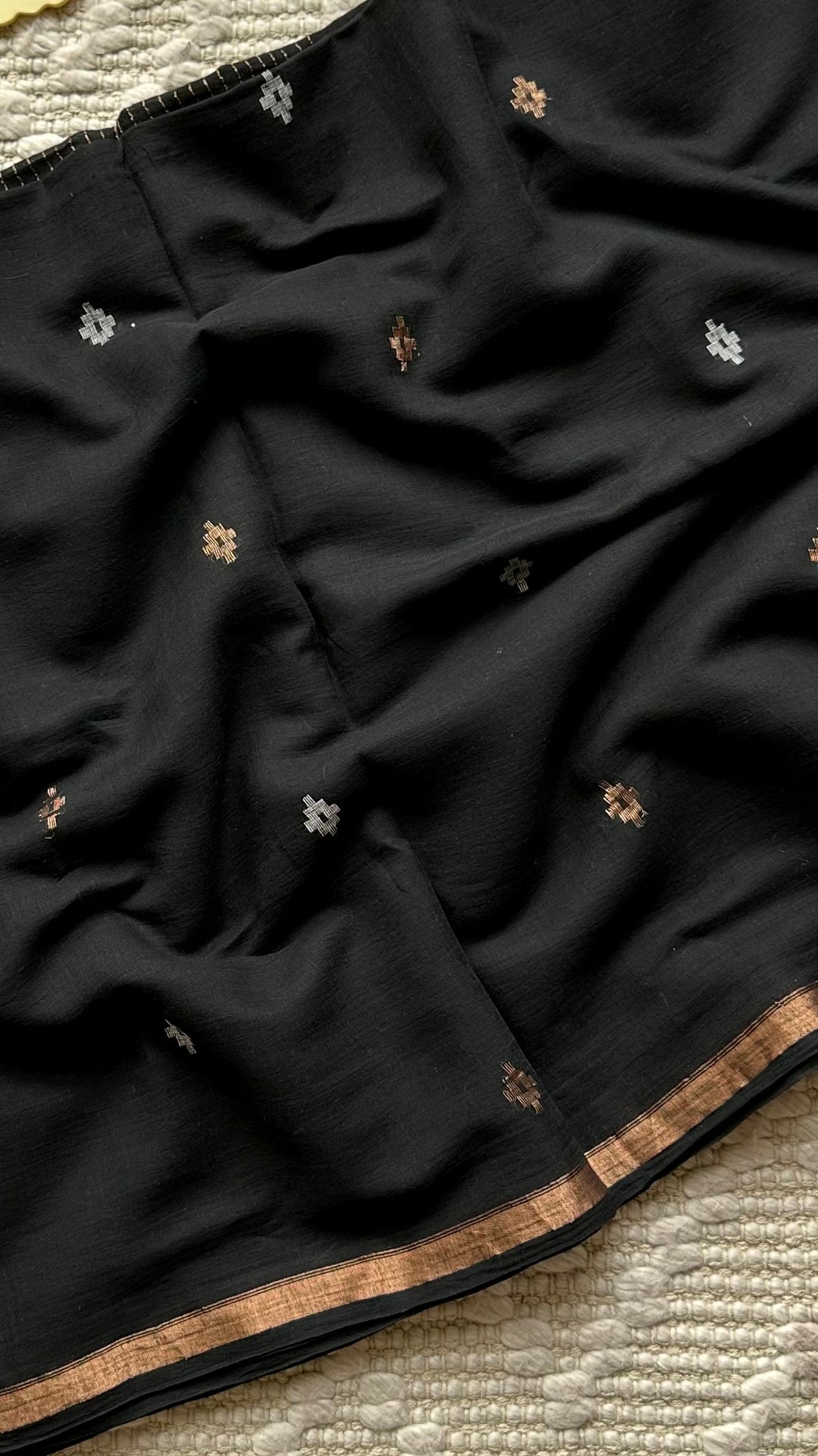 PREMIUM JAMDANI WEAVE HANDWOVEN AND HANDSPUN COTTON SAREE - RICH BLACK