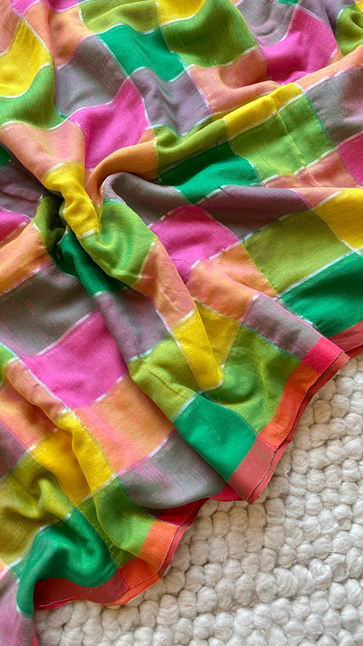 HANDWOVEN MULTICOLOUR ZARI CHECKS PURE MULMUL COTTON SAREE - 06