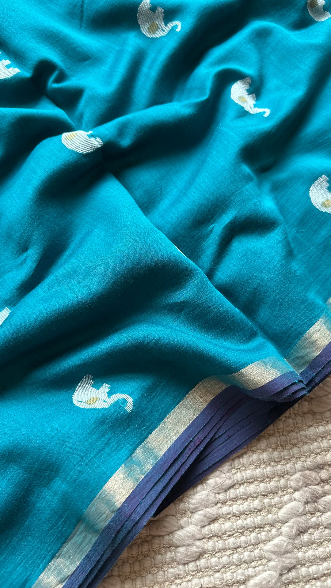 PREMIUM JAMDANI WEAVE HANDWOVEN PURE SILK BY PURE COTTON SAREE - TEAL BLUE