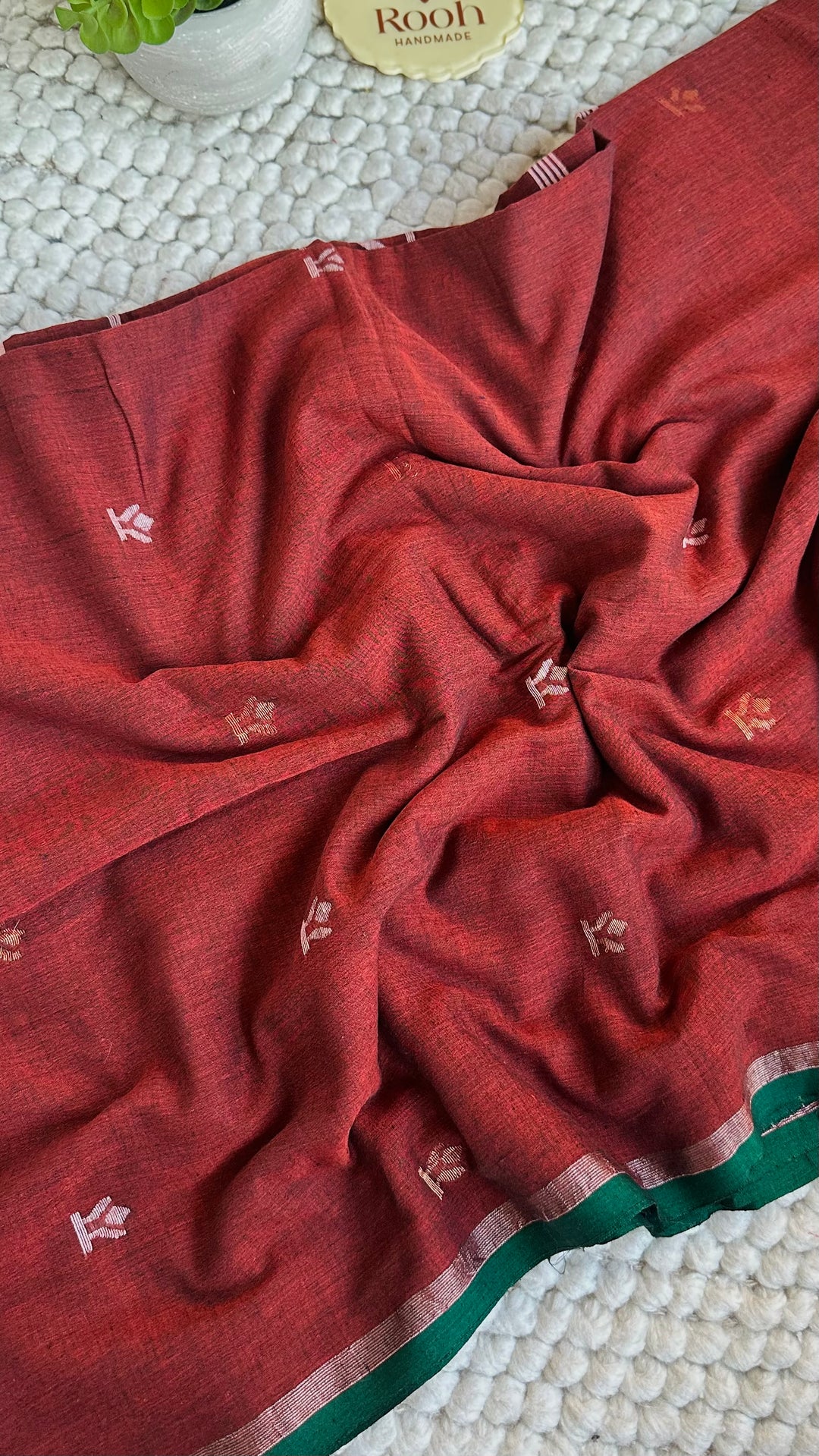 PREMIUM NEEDLE WORK JAMDANI HANDWOVEN AND HANDSPUN COTTON SAREE - RUST BROWN