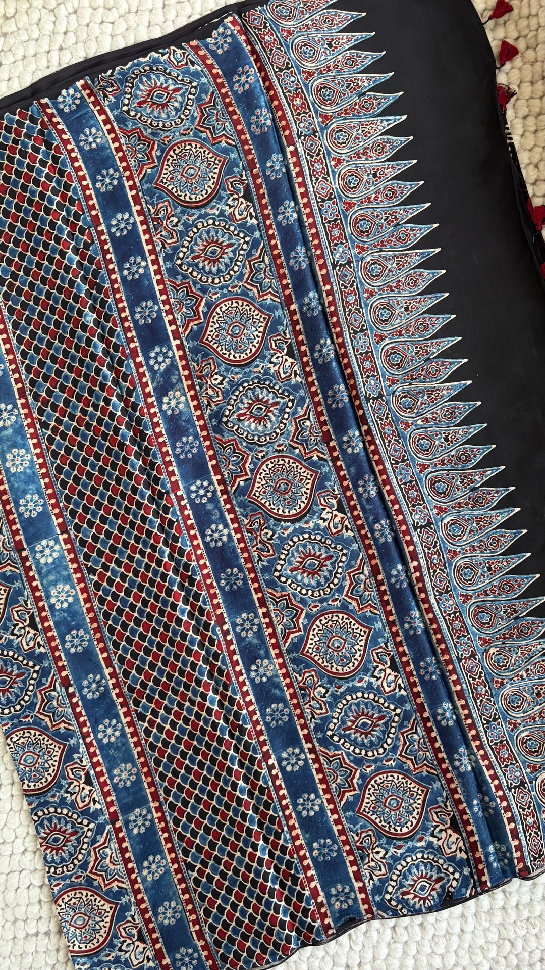 ROOH EXCLUSIVES- AJRAKH HAND BLOCK PRINTED PREMIUM MODAL SILK SAREE 01