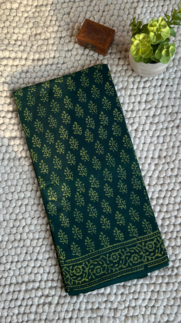 AKOLA INDIGO GREEN HAND BLOCK DABU PRINTED SOFT MULMUL COTTON SAREE- 033