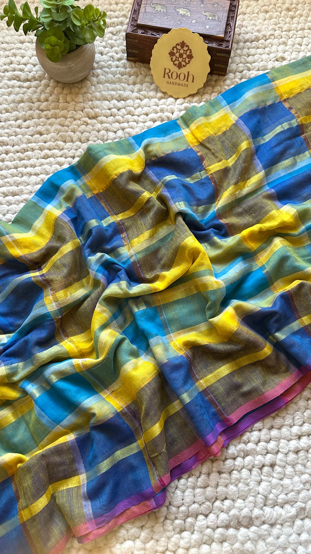HANDWOVEN MULTICOLOUR ZARI CHECKS PURE MULMUL COTTON SAREE - 07