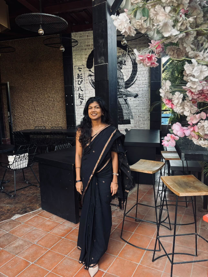 PREMIUM JAMDANI WEAVE HANDWOVEN AND HANDSPUN COTTON SAREE - MIDNIGHT BLACK