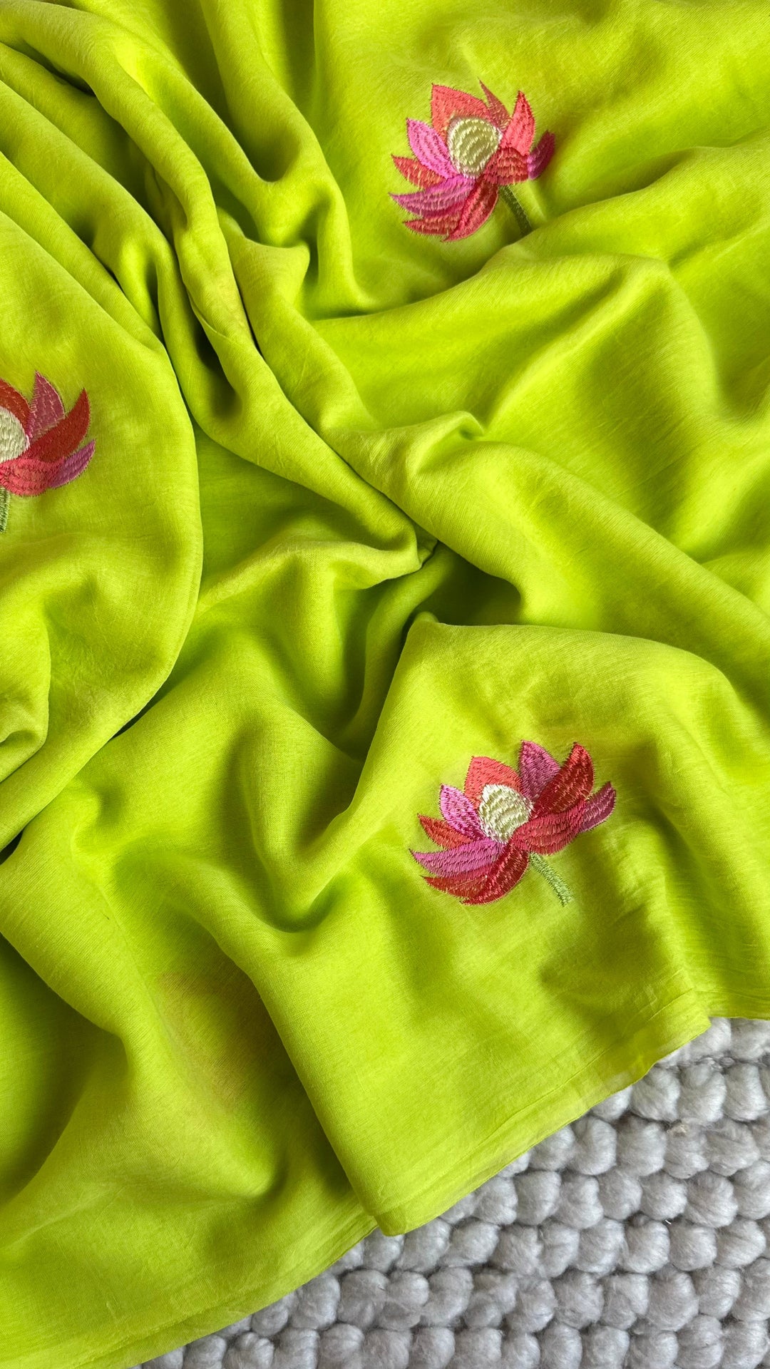 LEMON GREEN - LOTUS EMBROIDERED PURE SUPER SOFT MULMUL COTTON SAREE