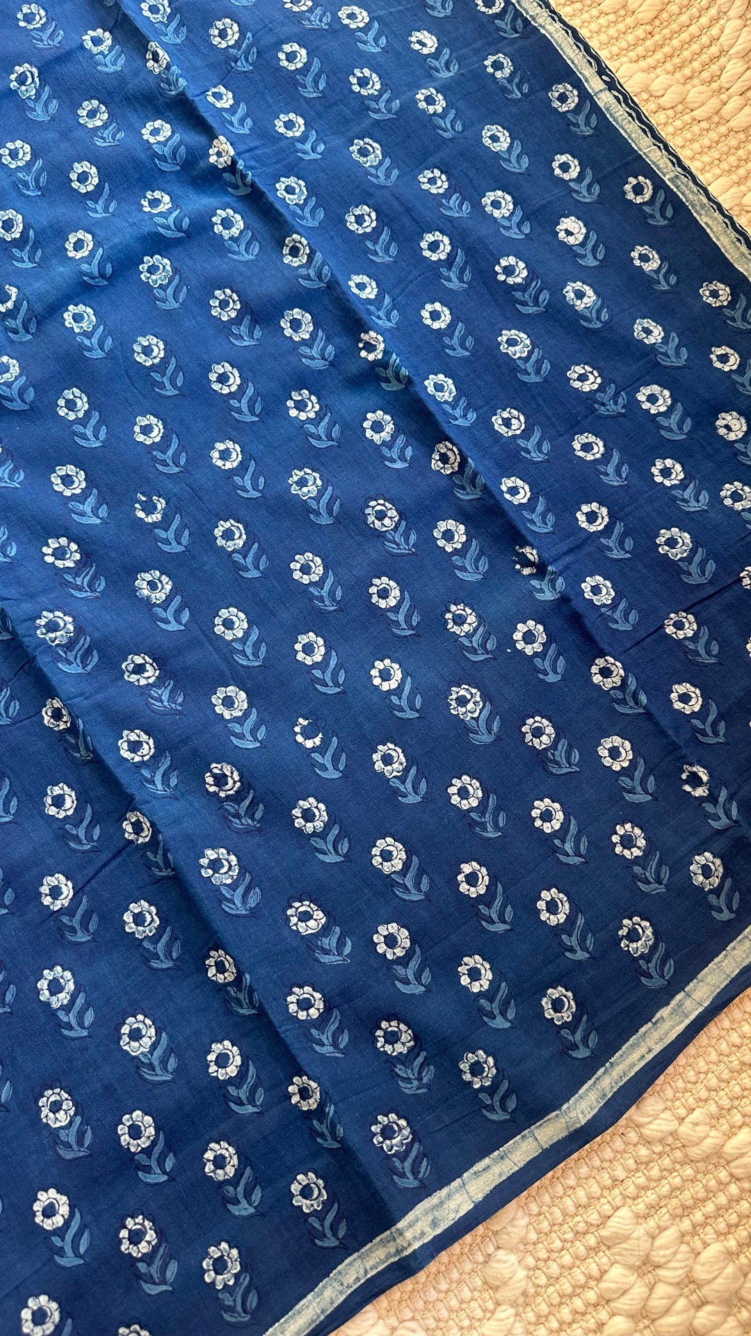AKOLA INDIGO HAND BLOCK DABU PRINTED SOFT MULMUL COTTON SAREE- 011