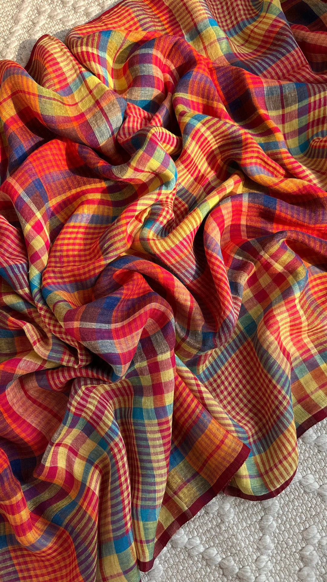 Multi Colour Checked Pure Handwoven Linen Saree - 001