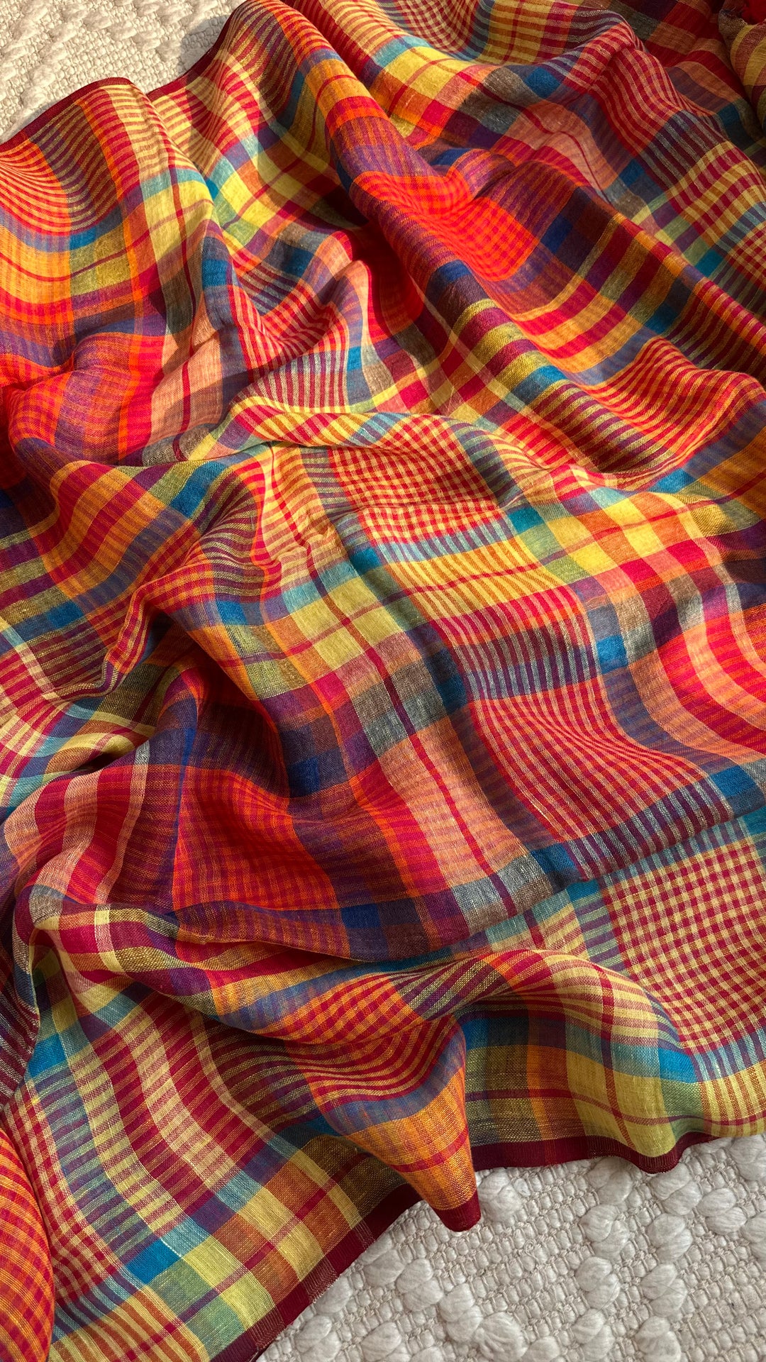 Multi Colour Checked Pure Handwoven Linen Saree - 001